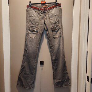 NWOT Woman's Puka Low Rise Gray Denim Boot Cut Jeans W/Red Ribbon Detail Size 28